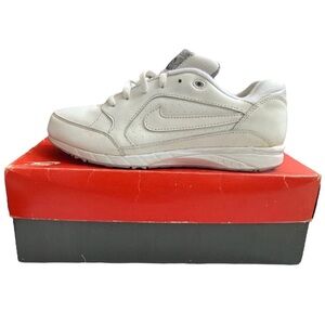 Nike Women’s Air Essential II Size 9.5 US White Zen Grey 191023 Vintage